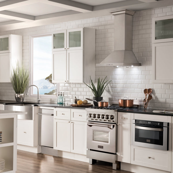 ZLINE 24" Convertible Vent Wall Mount Range Hood in Stainless Steel with Crown Molding (KBCRN-24)