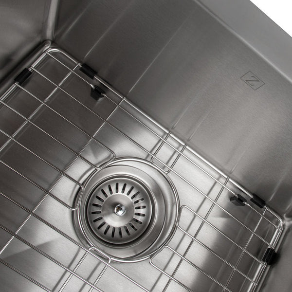 ZLINE 36 in. Niseko Farmhouse Apron Mount Double Bowl Stainless Steel Kitchen Sink with Bottom Grid (SA50D-36)